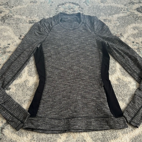 Lululemon Long Sleeve Top - Picture 1 of 12
